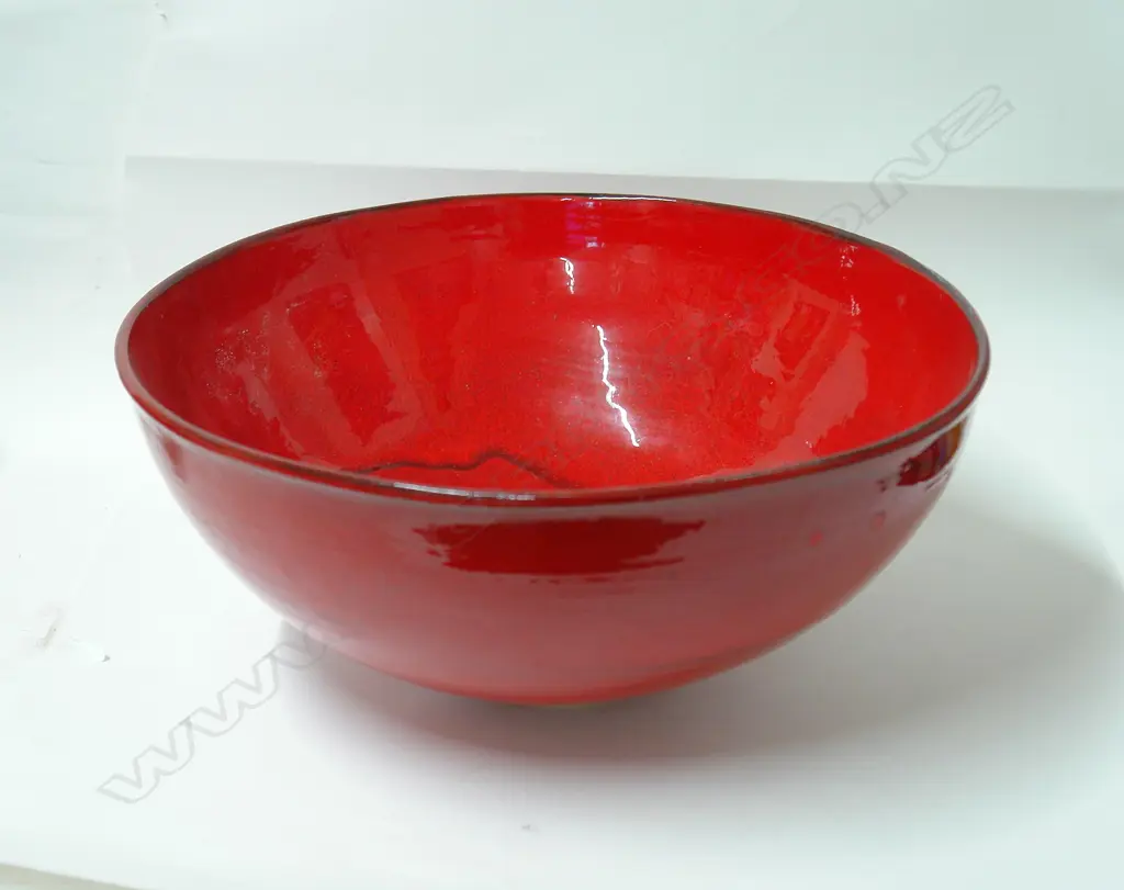 A Len Castle 'Red Lava Bowl' Image 1++