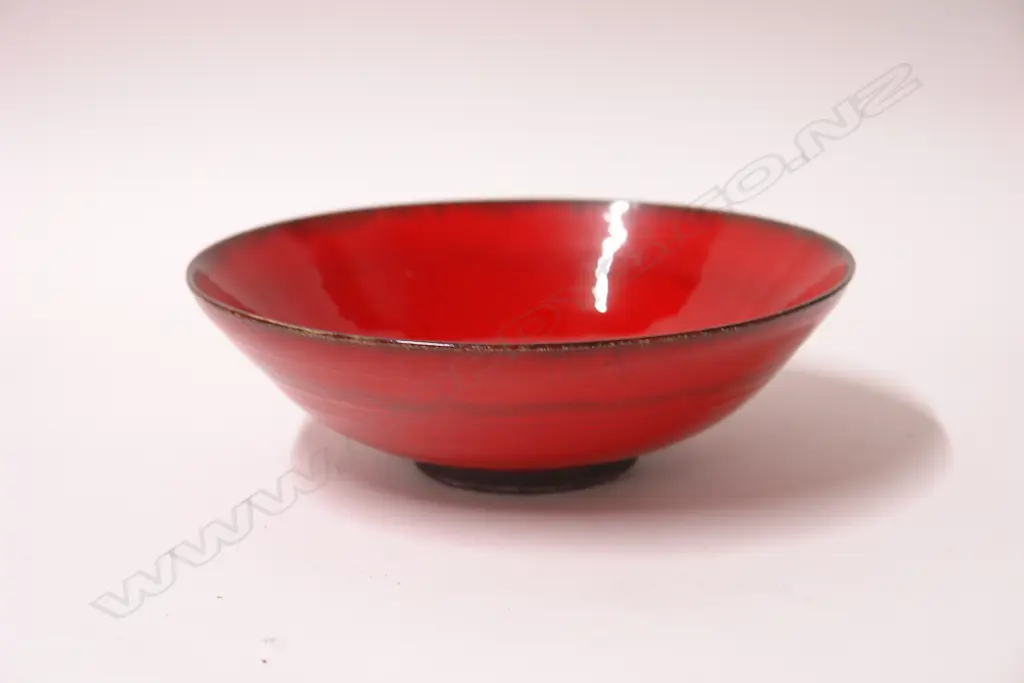 A Len Castle small 'Red Lava Bowl' Image 1++