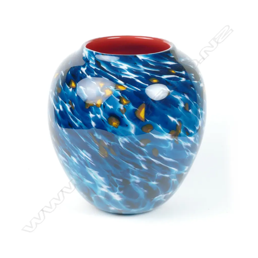A Garry Nash 'Blue Reef' vase Image 1++
