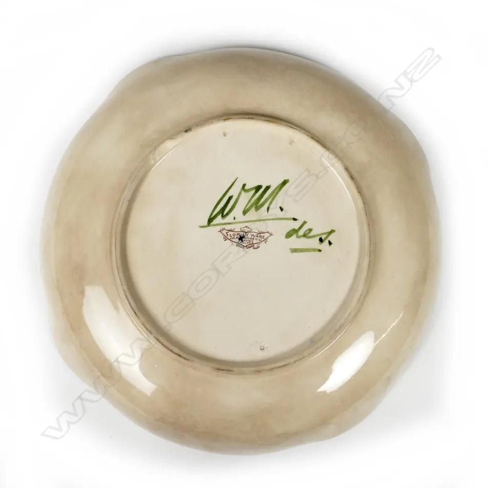 A Macintyre Florian Ware shallow dish Image 1++