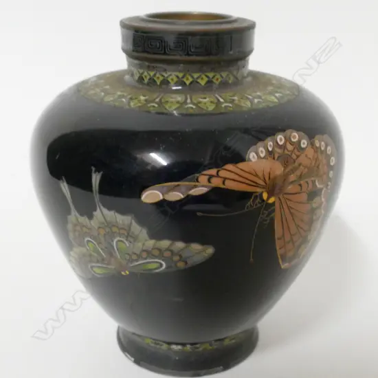 A small Japanese cloisonné vase in the manner of Yasuyuki Namikawa