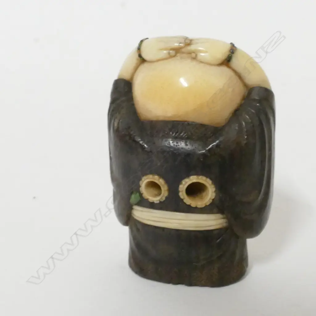 A good Tokyo school tagayasan wood and ivory netsuke of Hotei attributed to Suzuki Tôkoku [Bairyû] (1845-1913) Image 1++