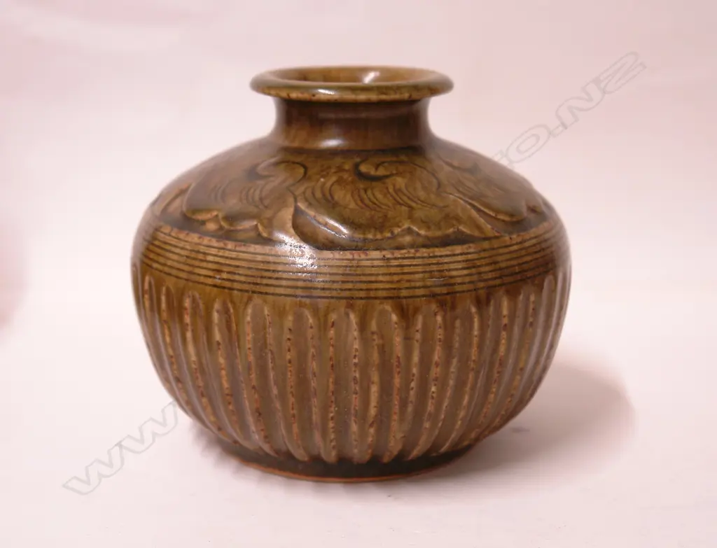 A 19thC Korean decorated squat vase Image 1++