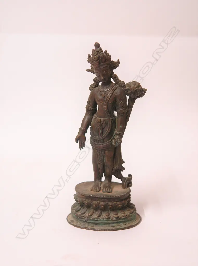 An antique Indian bronze of Vishnu Image 1++