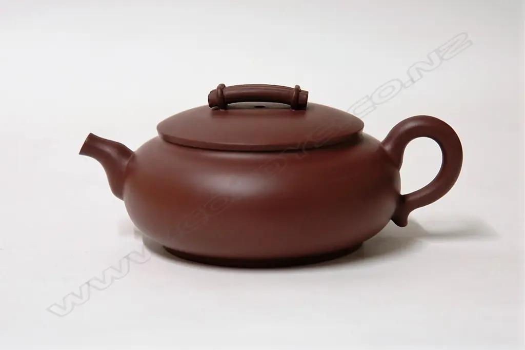 A Chinese Yixing Ware teapot Image 1++