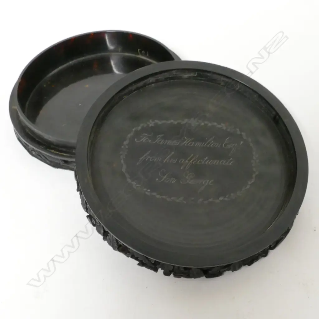 A 19thC finely carved tortoiseshell Chinese circular table snuff box Image 1++