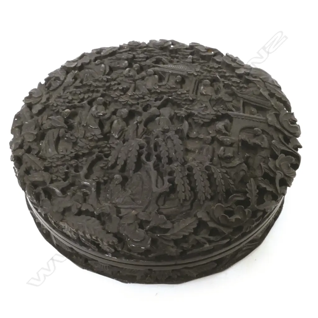 A 19thC finely carved tortoiseshell Chinese circular table snuff box Image 1++