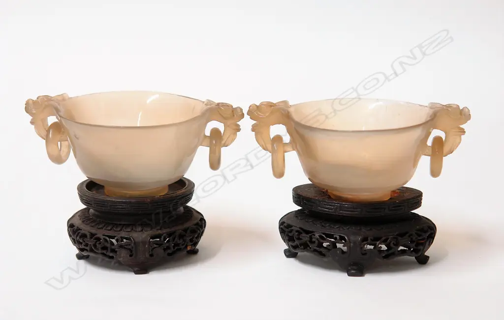 A Pair of 19thC Chinese carved agate cups Image 1++