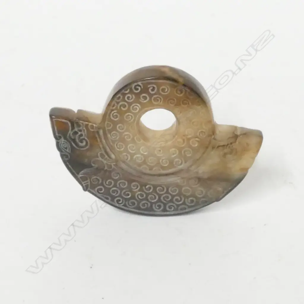 A Chinese jade amulet Image 1++
