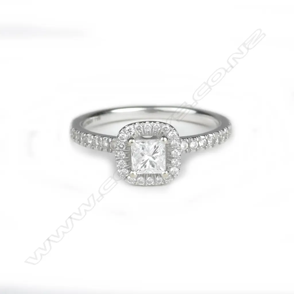 A 14ct. white gold and diamond ring Image 1++