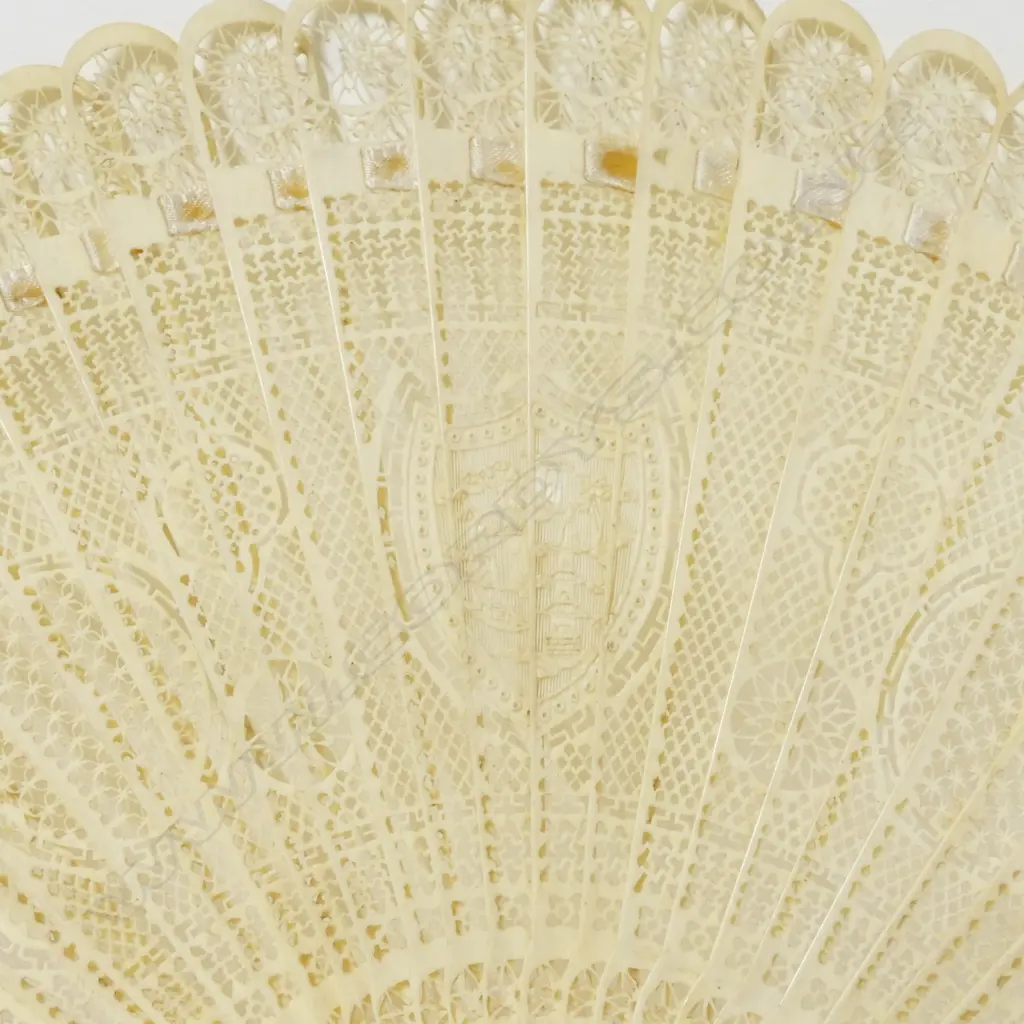 A Chinese ivory brisé fan Image 1++