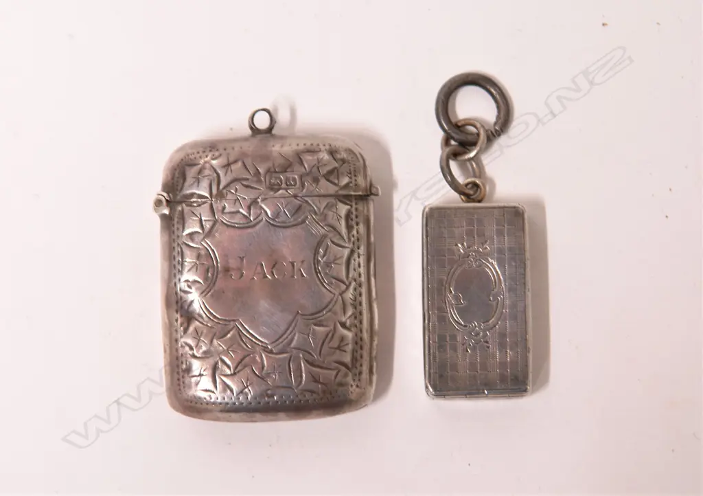 Two antique silver items Image 1++