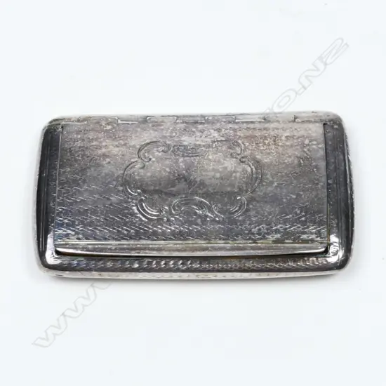 A Victorian silver snuff box