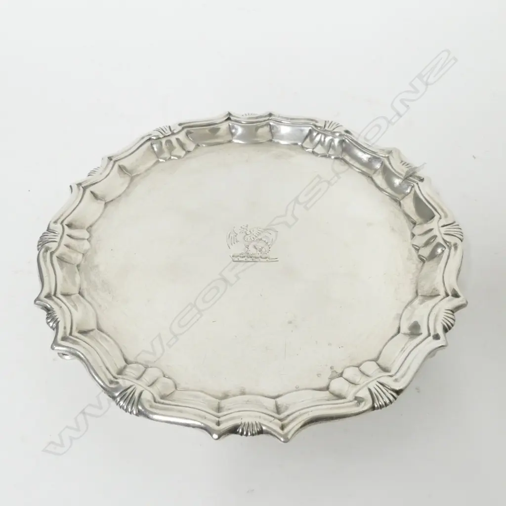 A George II silver waiter Image 1++