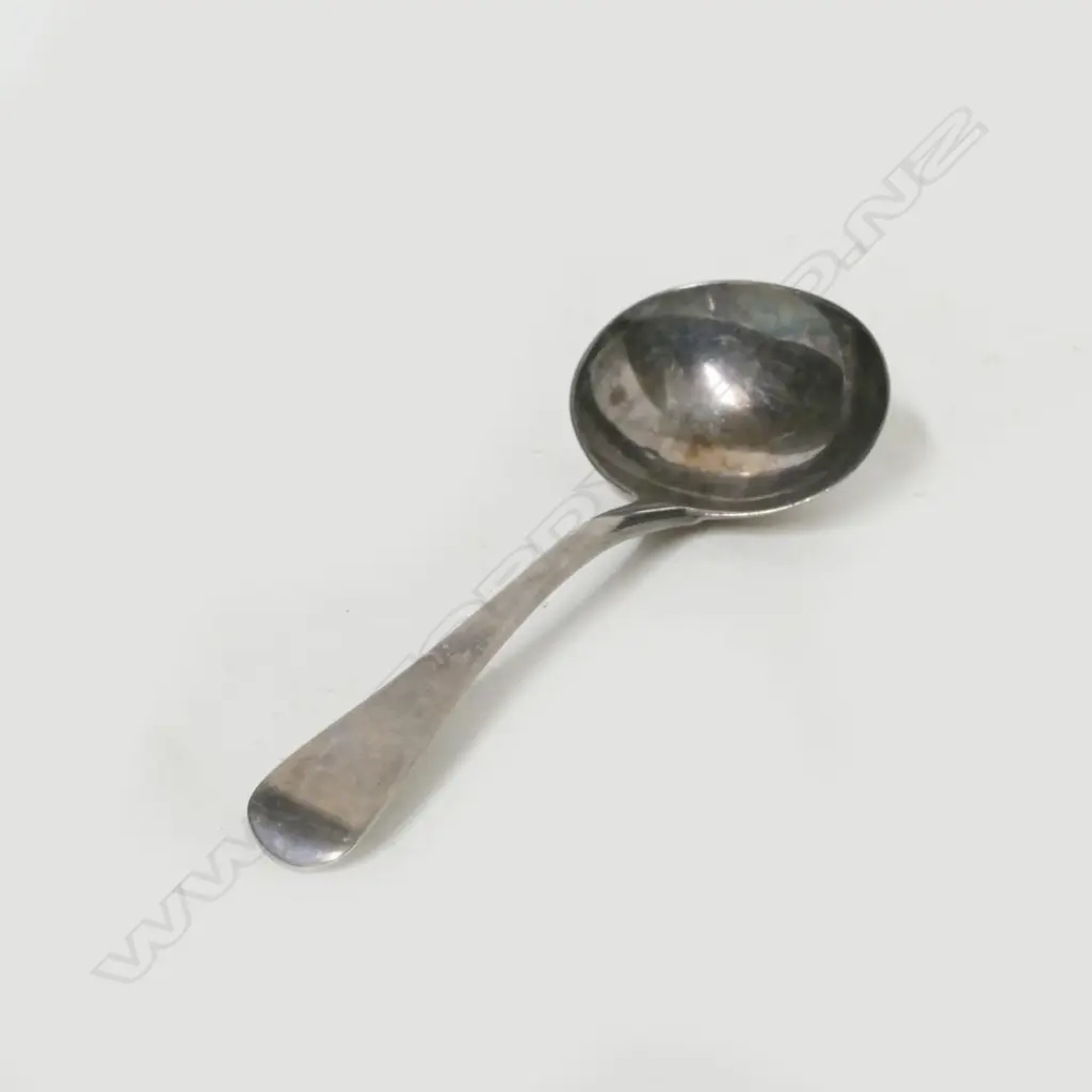 An early 1900s silver caddy spoon Image 1++