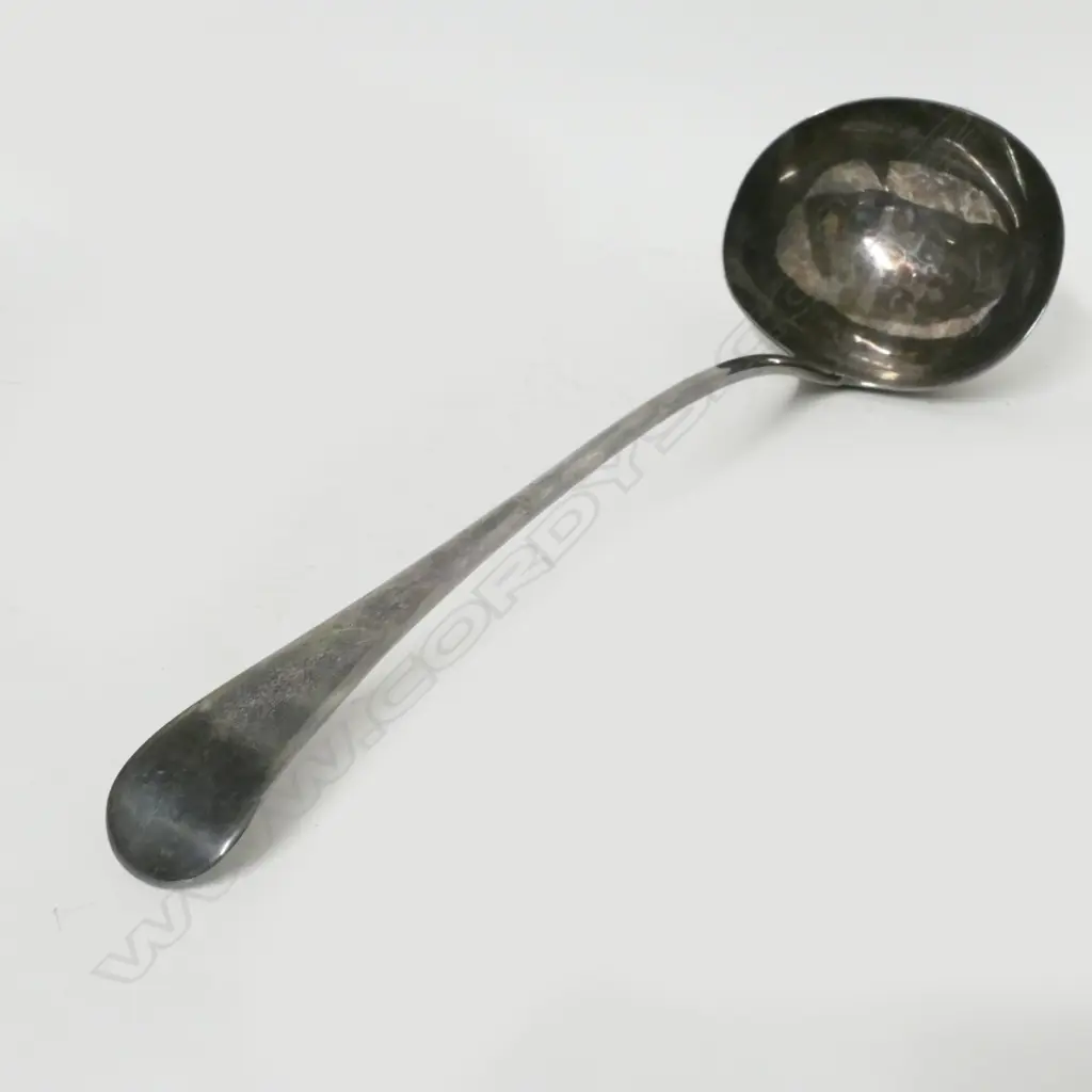 An early 1900s silver caddy spoon Image 1++