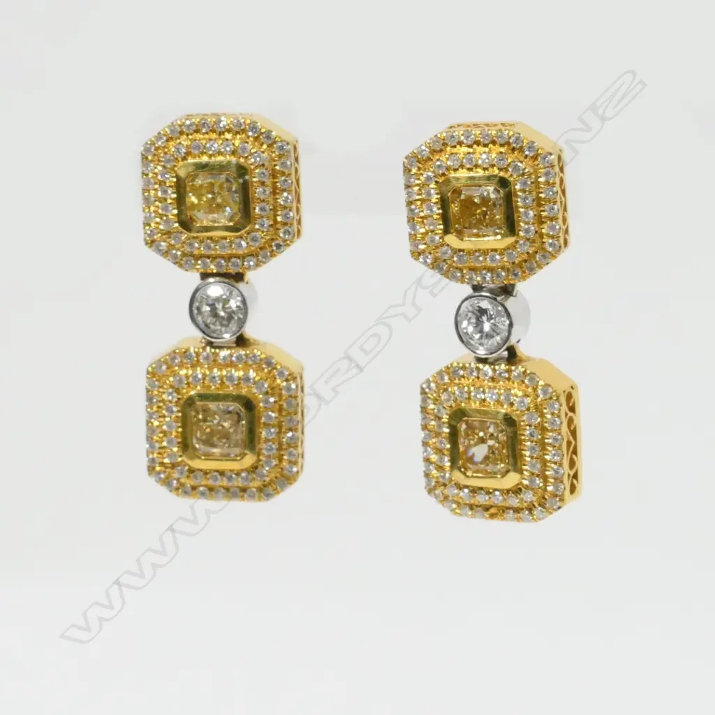 An early 1900s silver caddy spoon Image 1++