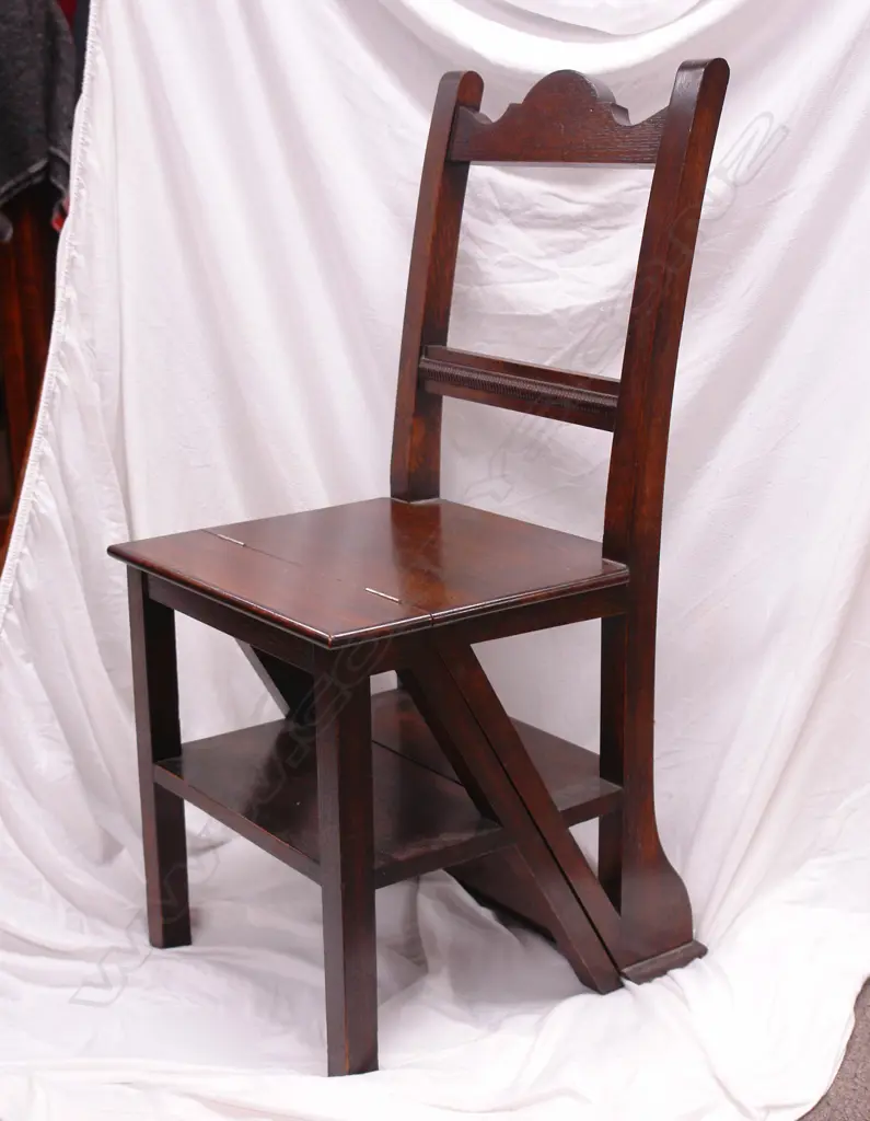 An early 20thC oak metamorphic chair/step stool Image 1++