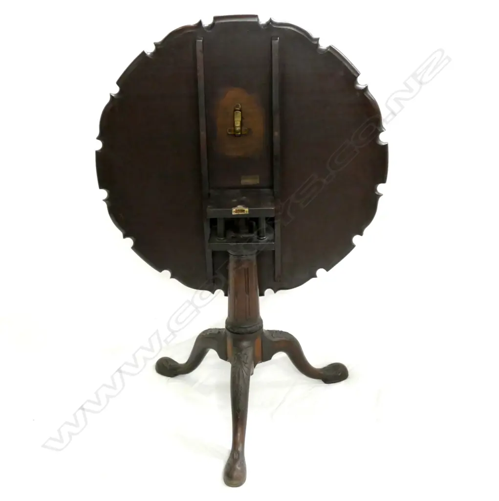 A Georgian mahogany tilt-top birdcage pie-crust wine table Image 1++