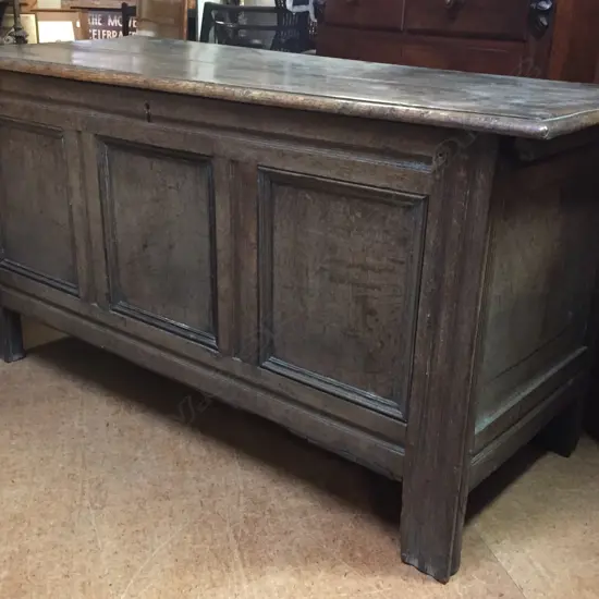 A George III oak coffer