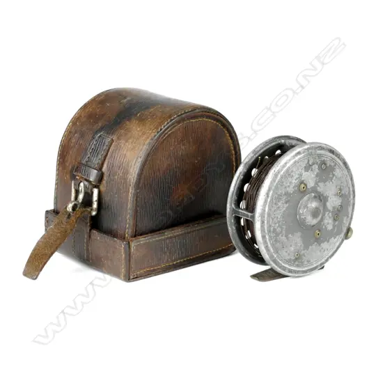 A Hardy Bros 3⅜" 'St. George' fly reel