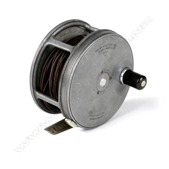 Hardy's 3⅞" 'Perfect' wide drum fly reel