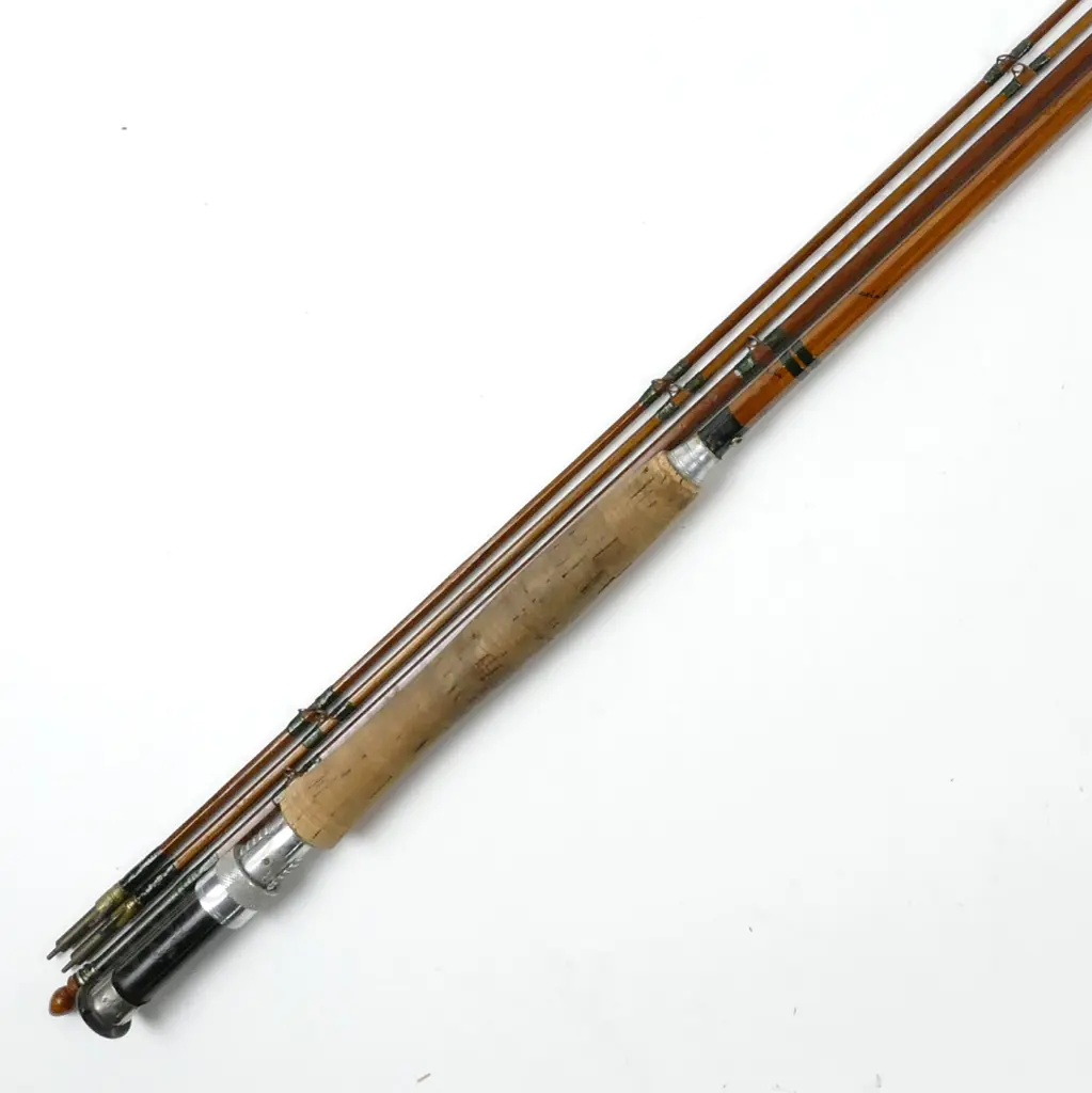 A desirable W.H Tisdall Ltd. 3-piece split cane fly rod 'The Aratiatia Special' Image 1++