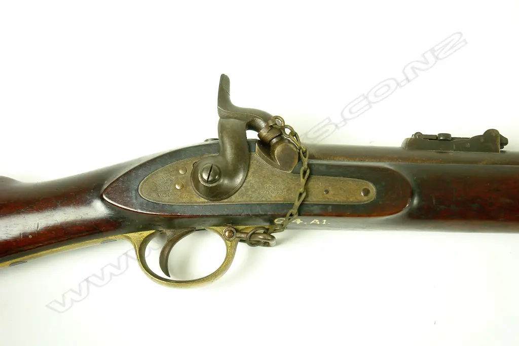A good Enfield Pattern 1853 percussion musket N.Z. issue Image 1++