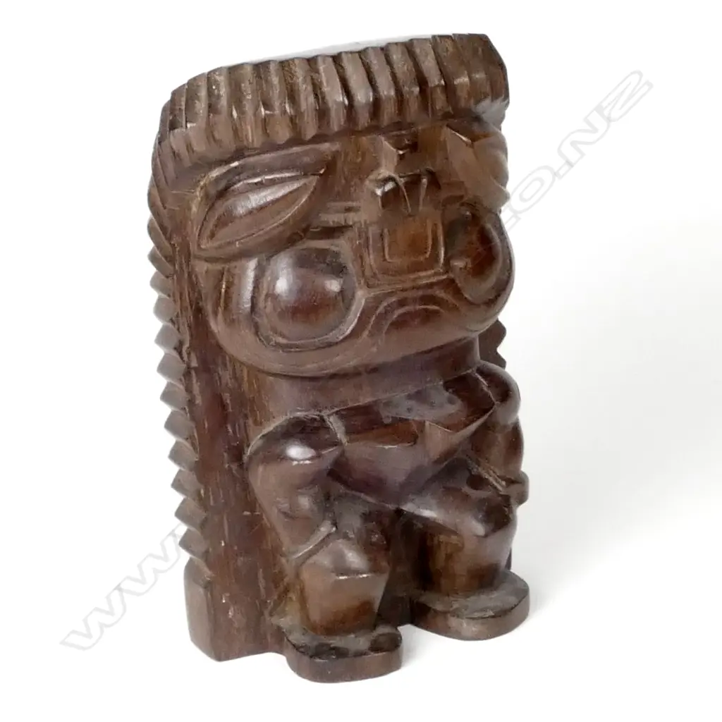 A Hawaiian carved teak totemic figure Image 1++