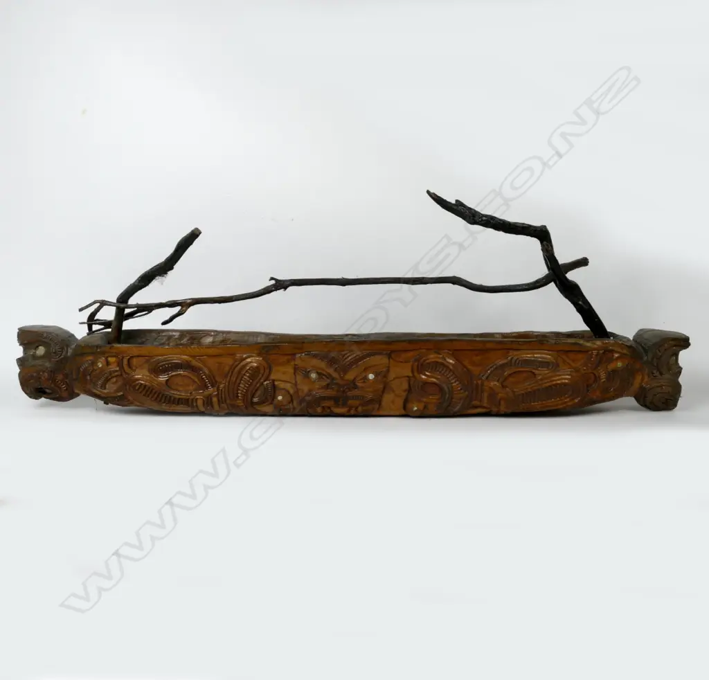 20thC Maori carved waka keruru (bird snare) Image 1++