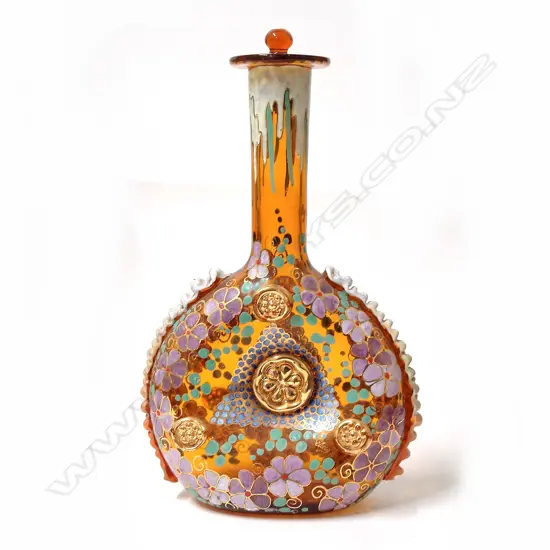 An early 20thC European glass flask