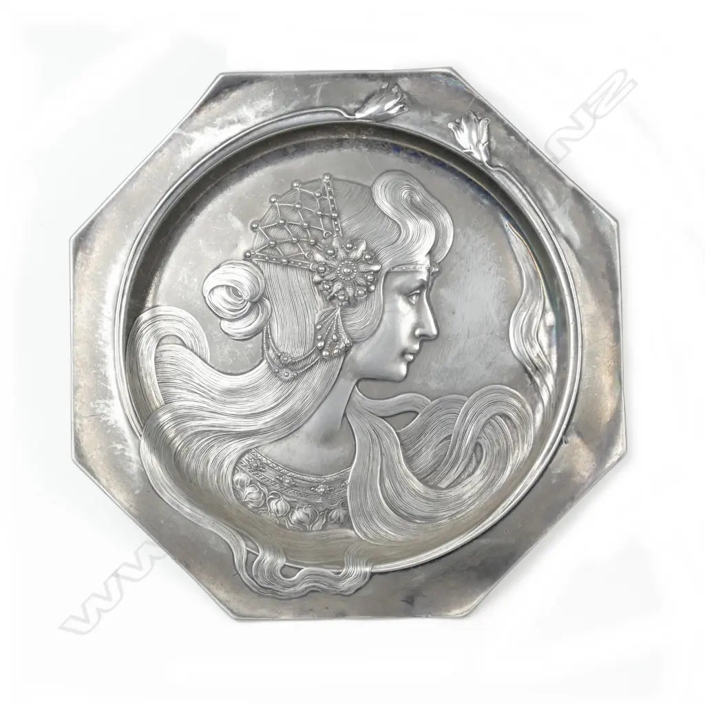 A WMF Art Nouveau silver plate visiting card tray Image 1++