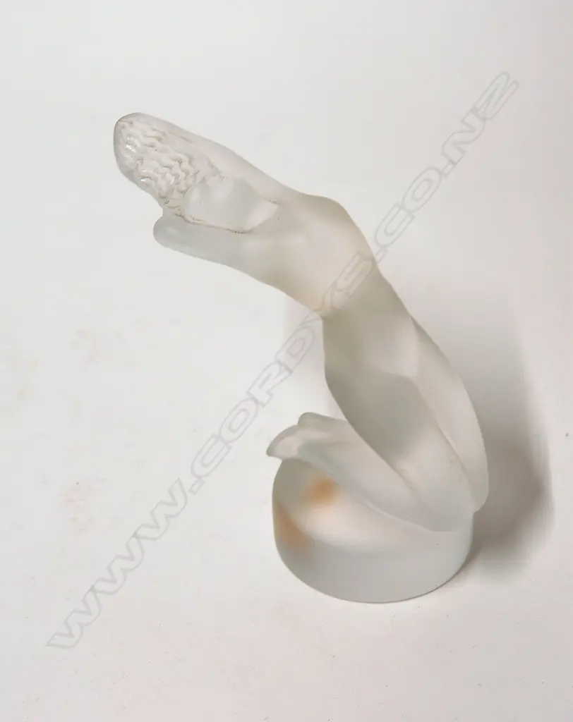 A modern Lalique naked woman 'Chrysis' glass sculpture Image 1++
