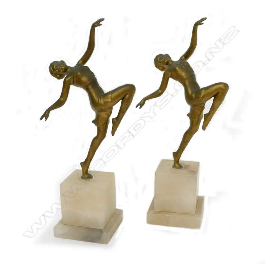A pair of Art Deco bookends Image 1++