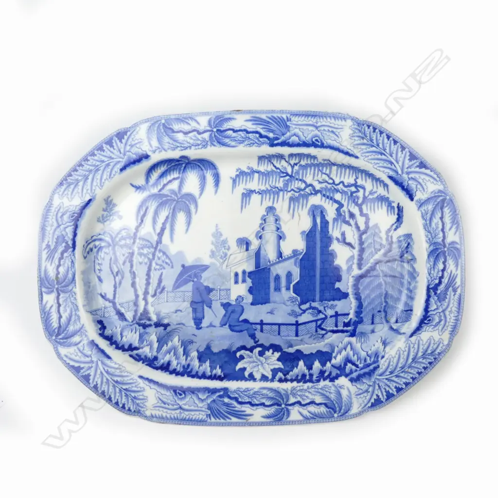 A Georgian period Davenport blue and white ashet Image 1++
