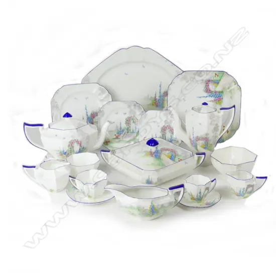 An extensive Shelley porcelain tea