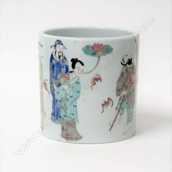 A Chinese famille rose porcelain cylindrical brush pot