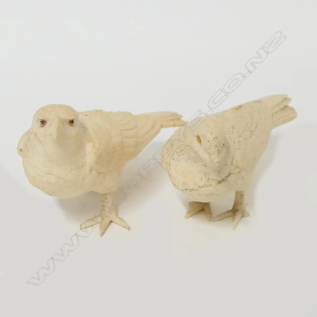 Two Japanese carved ivory studies of birds Image 1++