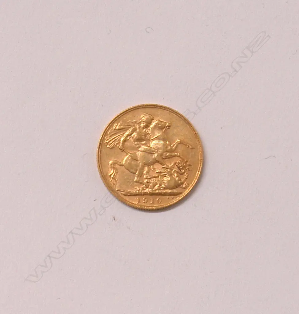 A 1910 gold full sovereign Image 1++
