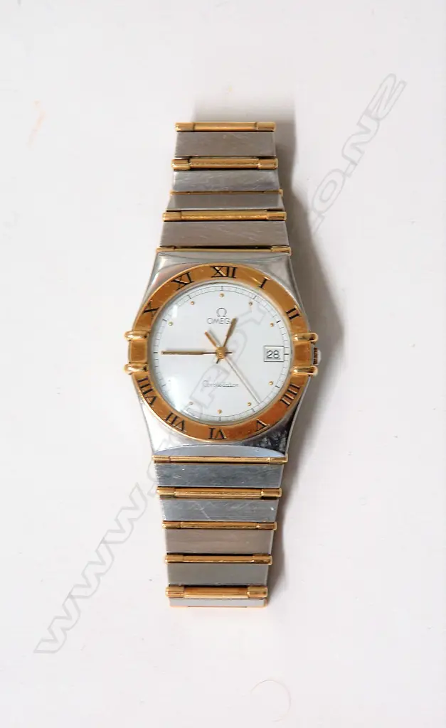 An Omega Constellation gent's wristwatch Image 1++