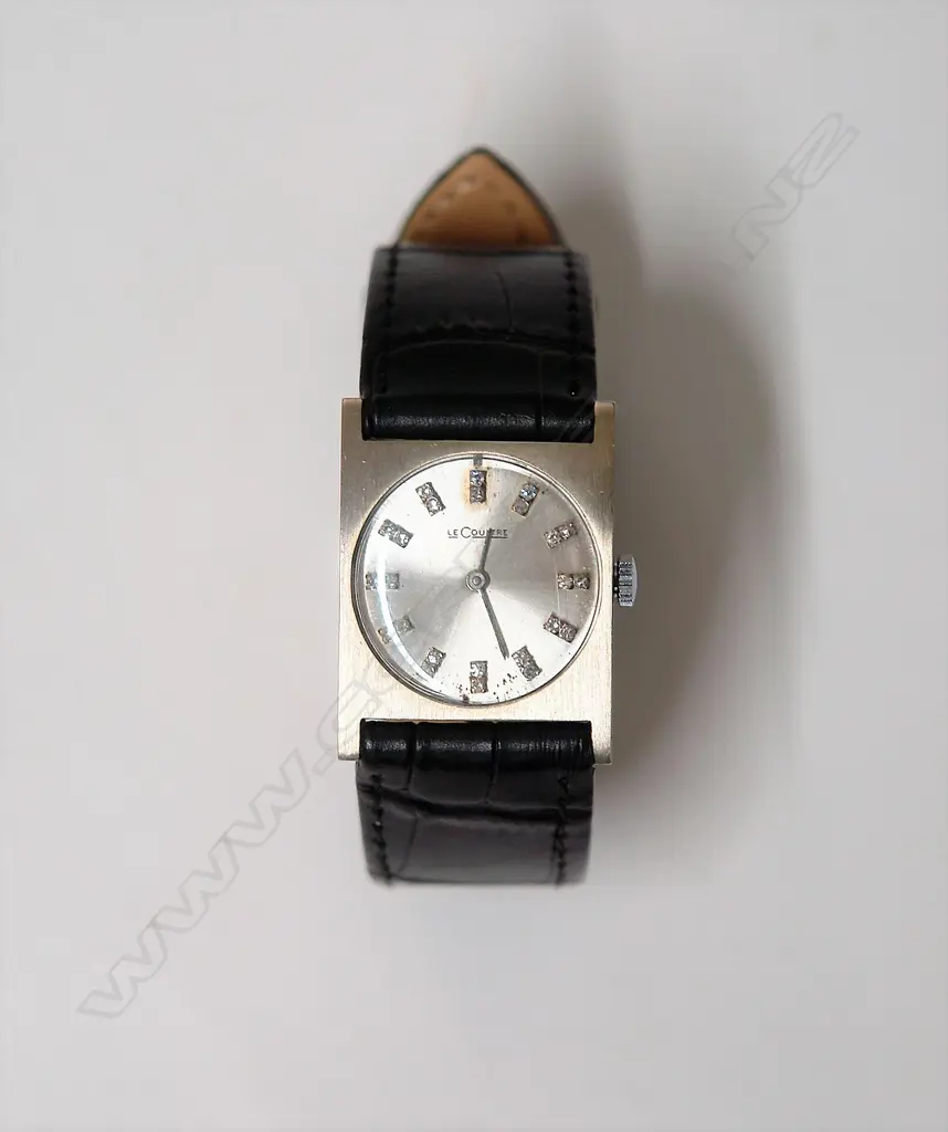 A vintage LeCoultre gent's 14ct. white gold wristwatch Image 1++