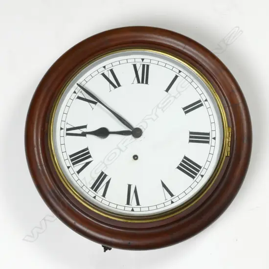VICT. CIRCULAR WALL CLOCK