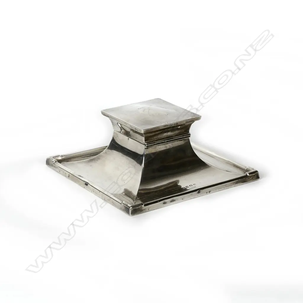An Art Deco sterling silver inkwell Image 1++
