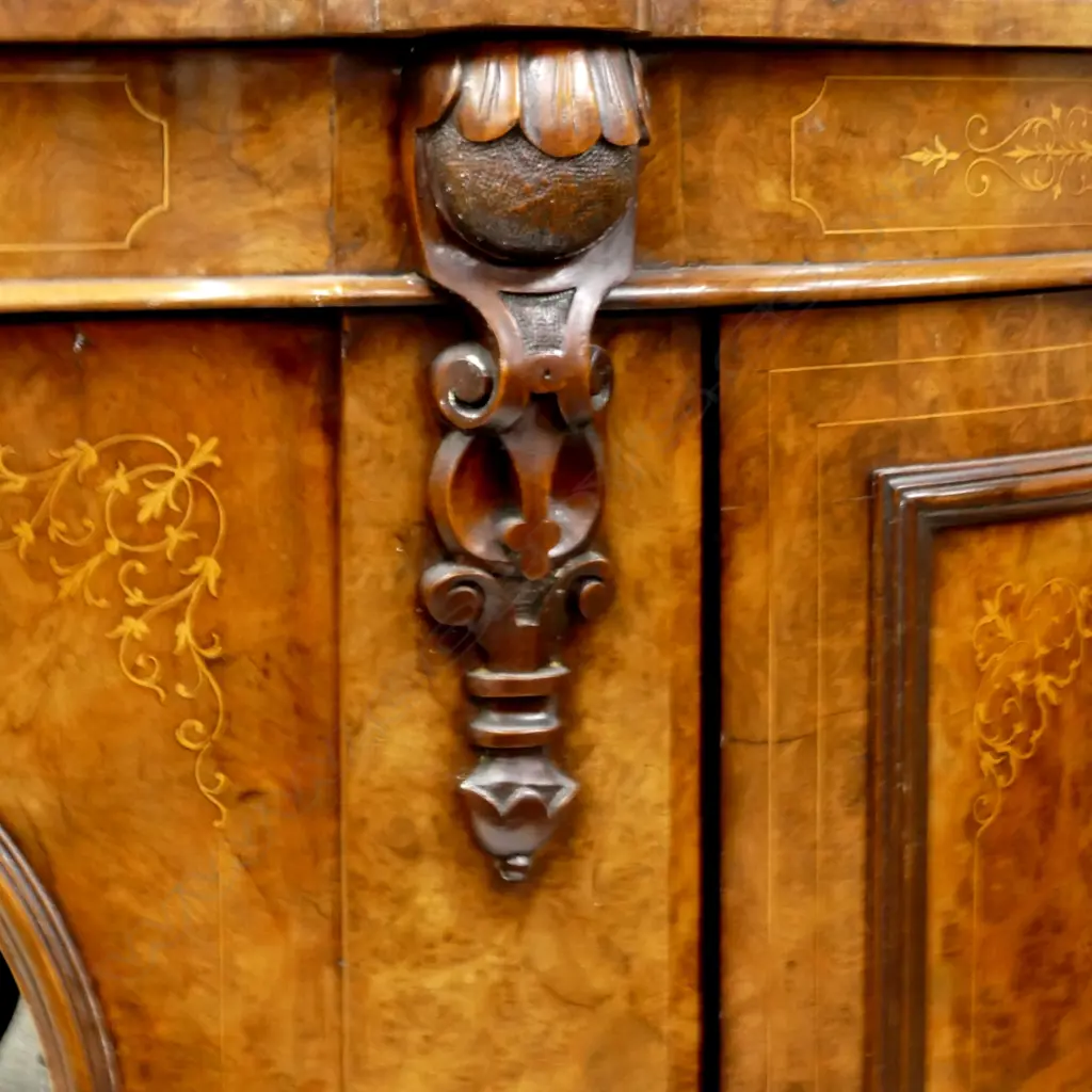 A Victorian burr walnut credenza Image 1++