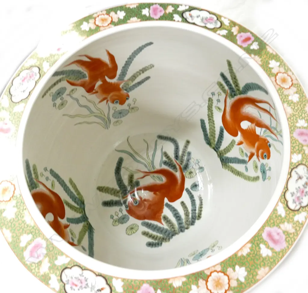 Two modern famille rose porcelain goldfish bowls on stands Image 1++