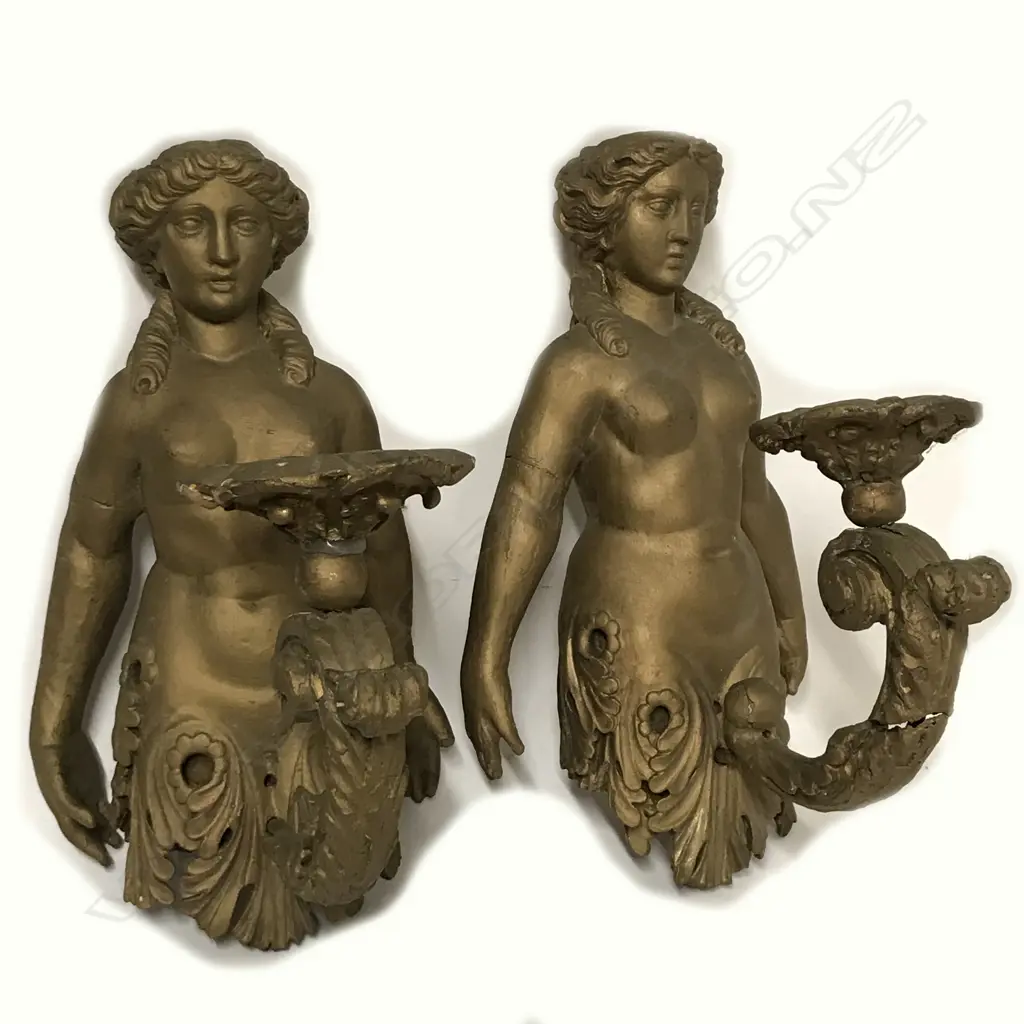 A pair of wood and gesso gilded wall sconces Image 1++
