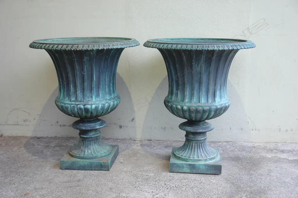 A pair of classic antique style large campana urns Image 1++