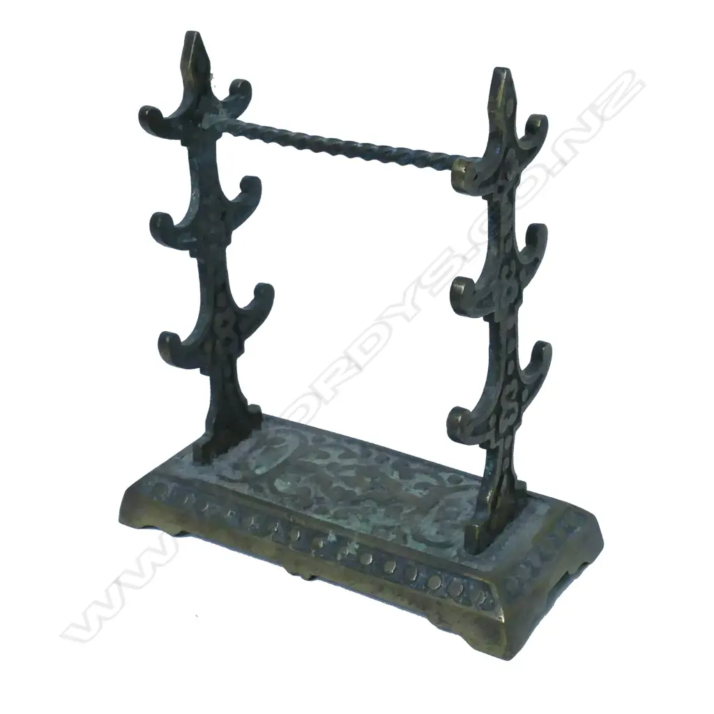 A brass six place dip pen stand Image 1++