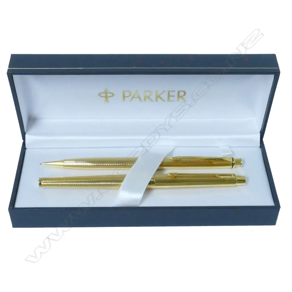 A Parker 'Insignia' fountain pen and pencil Image 1++