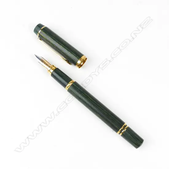 A Mont Blanc Meisterstuck 144 fountain pen